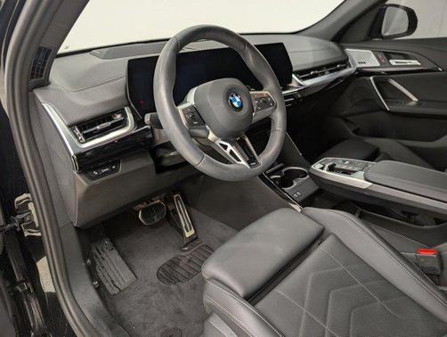 2025 BMW X2 xDrive28i