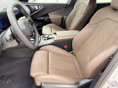 Mineral White Metallic 2026 BMW X3 30 xDrive