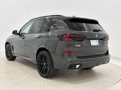 Dravit Grey Metallic 2026 BMW X5 xDrive40i