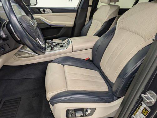 2019 BMW X7 xDrive50i