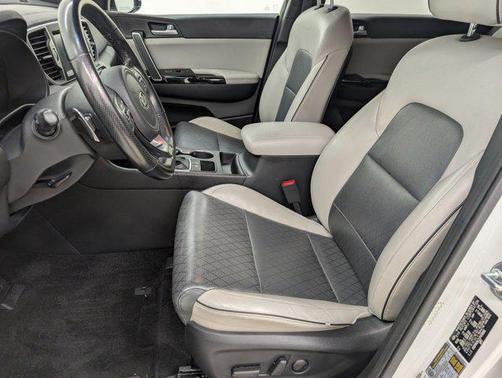 2018 Kia Sportage EX