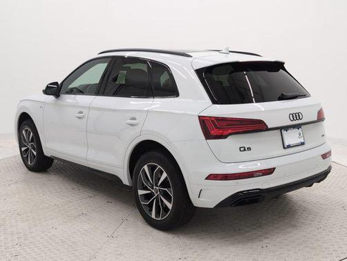 2024 Audi Q5 45 S line Premium