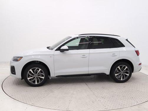 2024 Audi Q5 45 S line Premium