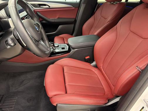 Alpine White 2025 BMW X4 xDrive30i