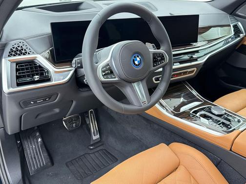 Carbon Black Metallic 2026 BMW X5 PHEV xDrive50e