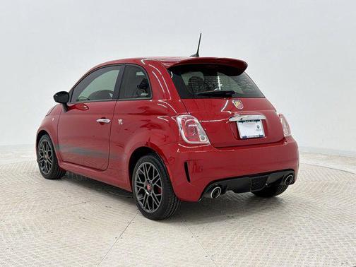 Brillante Red 2018 FIAT 500 Abarth