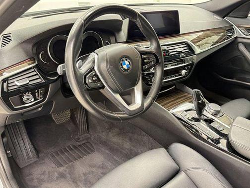 Glacier Silver Metallic 2019 BMW 530 530i