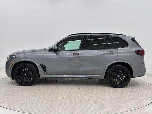 Skyscraper Grey Metallic 2026 BMW X5 xDrive40i