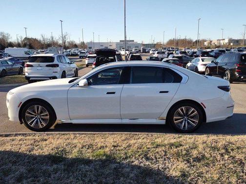 2024 BMW i7 eDrive50