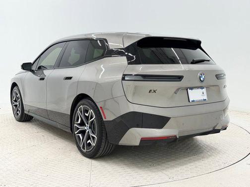 Oxide Grey Metallic 2024 BMW iX M60
