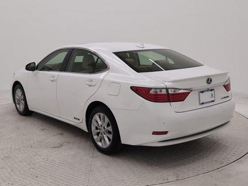 2013 Lexus ES 300h Base