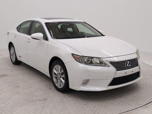 2013 Lexus ES 300h Base