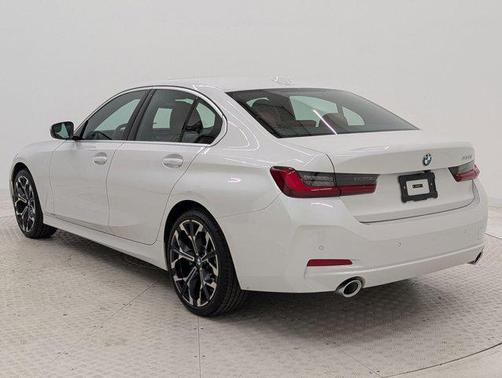 2025 BMW 330 i