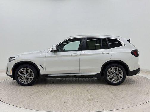Mineral White Metallic 2024 BMW X3 xDrive30i