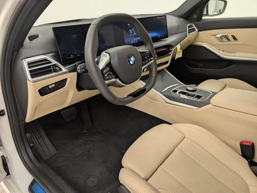 Alpine White 2025 BMW 330 330i