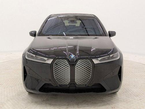 2025 BMW iX xDrive50