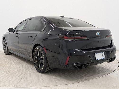 2024 BMW 760 xDrive