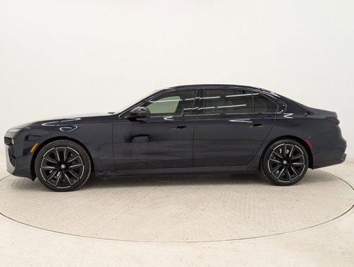 2024 BMW 760 xDrive
