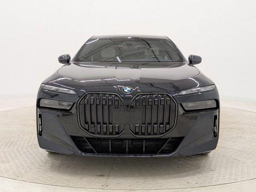 2024 BMW 760 xDrive