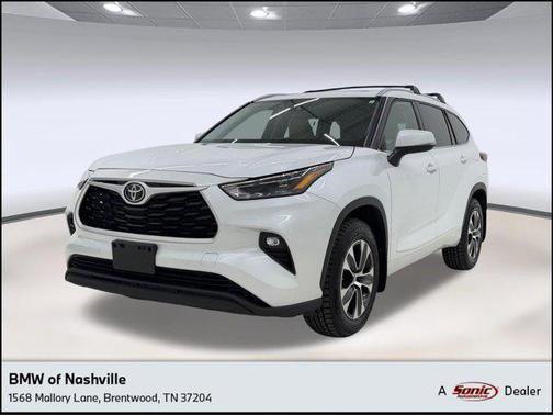 Wind Chill Pearl 2022 Toyota Highlander XLE