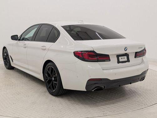 2023 BMW 530 i