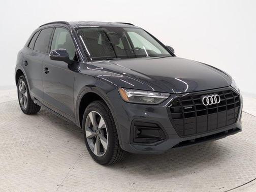 2025 Audi Q5 40 Premium
