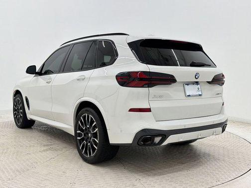 Alpine White 2025 BMW X5 xDrive40i