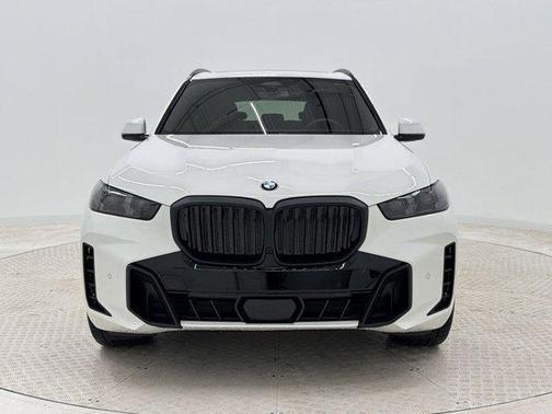 Alpine White 2025 BMW X5 xDrive40i
