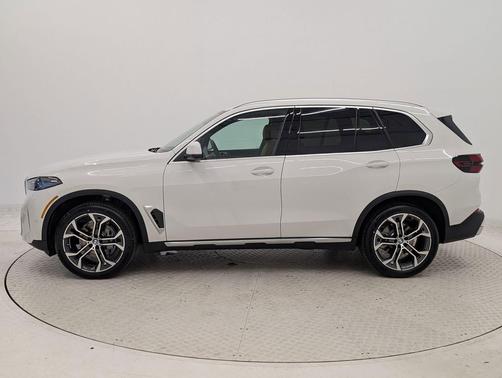 Alpine White 2026 BMW X5 xDrive40i