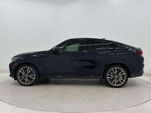 Carbon Black Metallic 2023 BMW X6 M50i