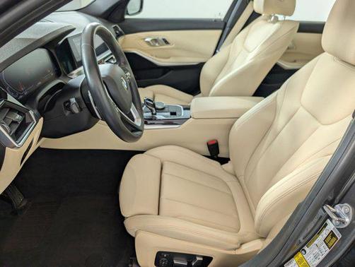 2019 BMW 330 330i