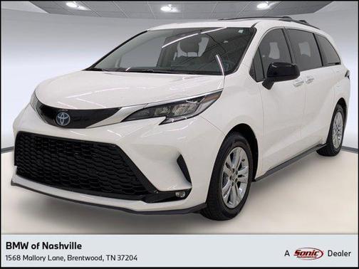 2022 Toyota Sienna XSE 7 Passenger