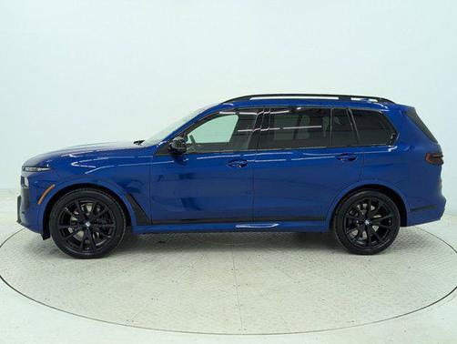 2026 BMW X7 M60i
