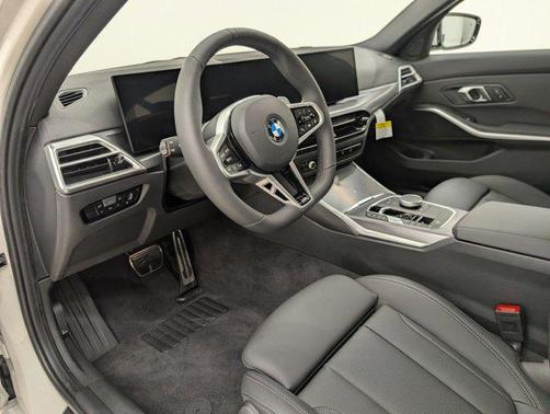 2026 BMW 330 330i