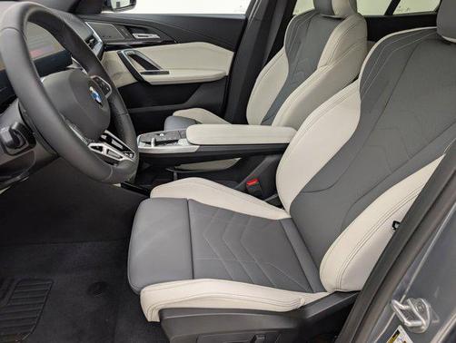 Skyscraper Grey Metallic 2026 BMW X2 xDrive28i