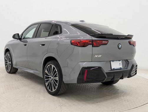 Skyscraper Grey Metallic 2026 BMW X2 xDrive28i