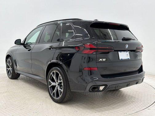 Black Sapphire Metallic 2026 BMW X5 xDrive40i