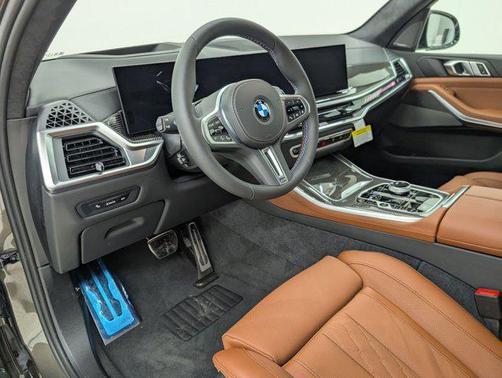 2026 BMW X5 M60i