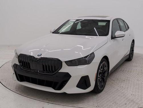 2024 BMW 530 i xDrive