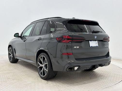 Dravit Grey Metallic 2026 BMW X5 PHEV xDrive50e
