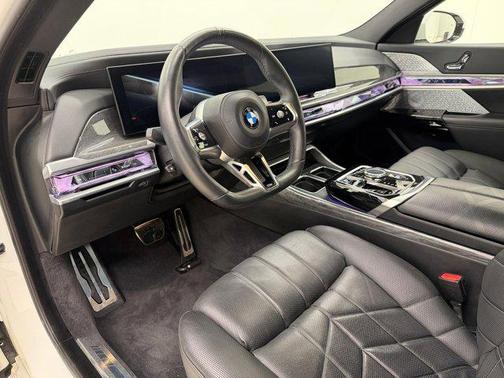 Alpine White 2024 BMW 760 xDrive