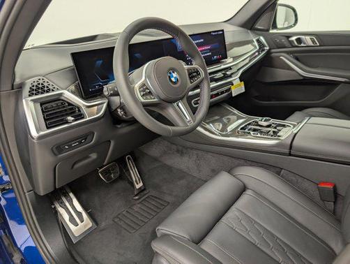 2026 BMW X5 M60i