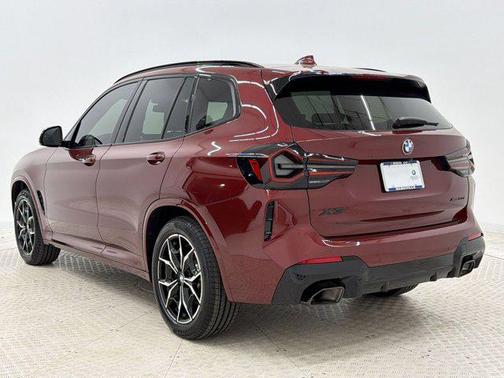 Aventurin Red Metallic 2023 BMW X3 sDrive30i