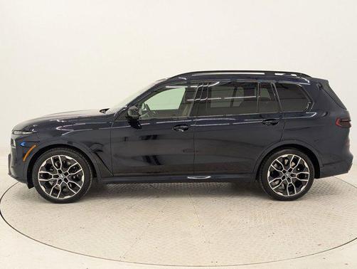 2026 BMW X7 M60i