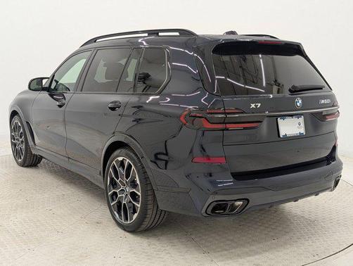 2026 BMW X7 M60i