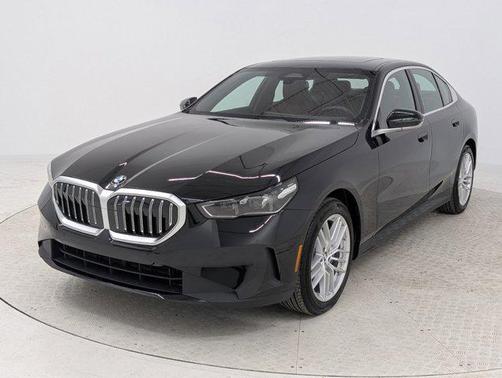 2025 BMW 530 i