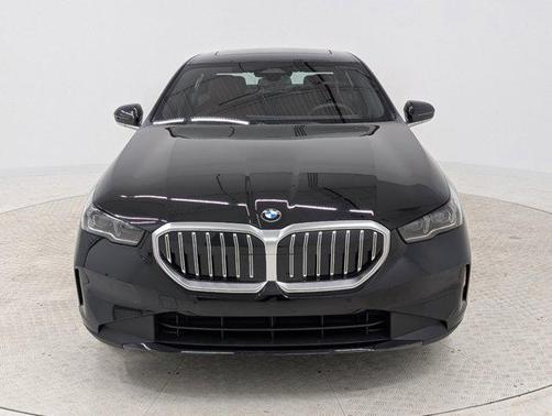2025 BMW 530 i