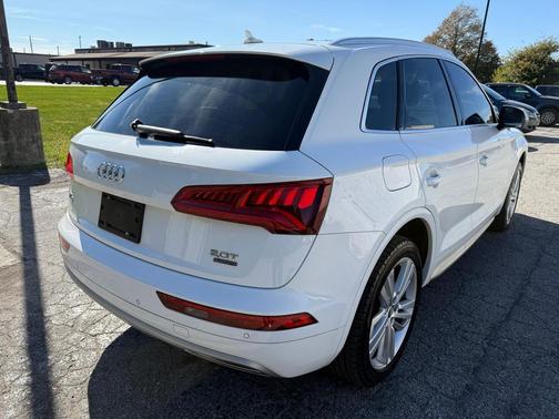 2018 Audi Q5 2.0T Premium Plus