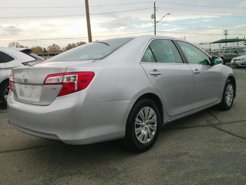 2013 Toyota Camry LE