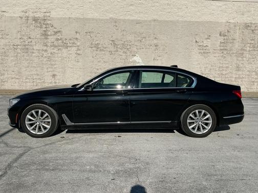 2018 BMW 740 xDrive